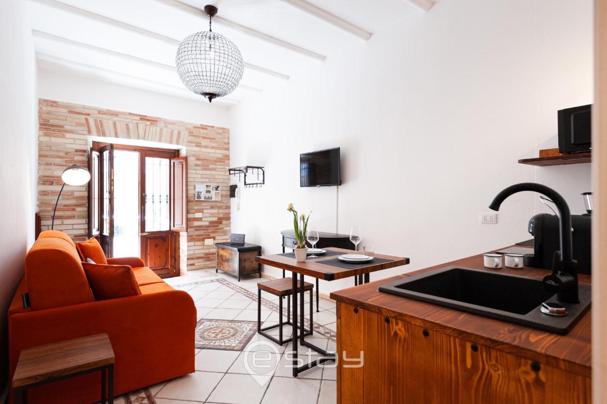 Charm In Siotto Pintor Apartment กาญารี ภายนอก รูปภาพ